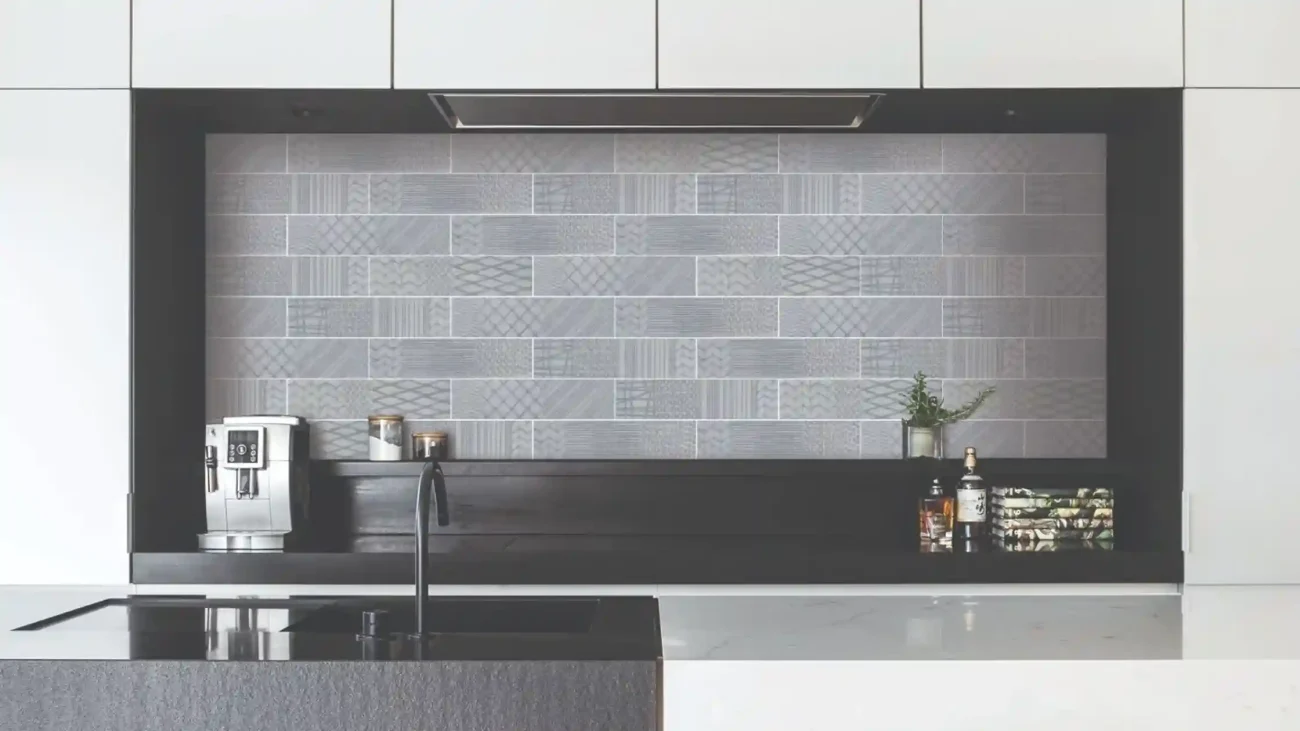 Dado kitchen tiles
